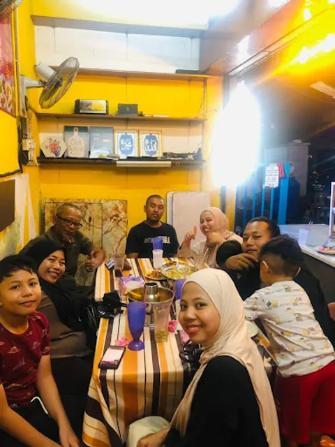 MekTii Tomyam & Kengsom