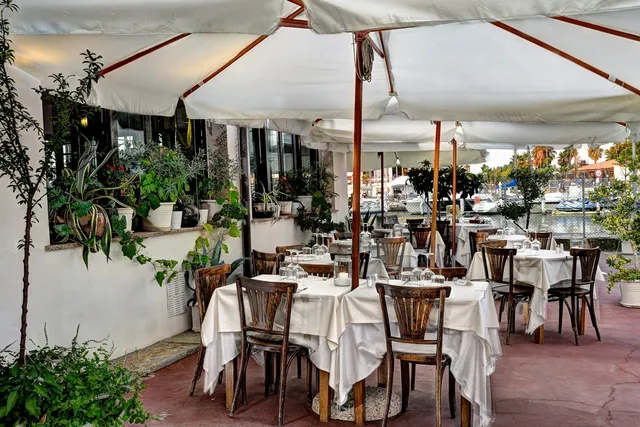 IV Colonne Risto Disco Pub