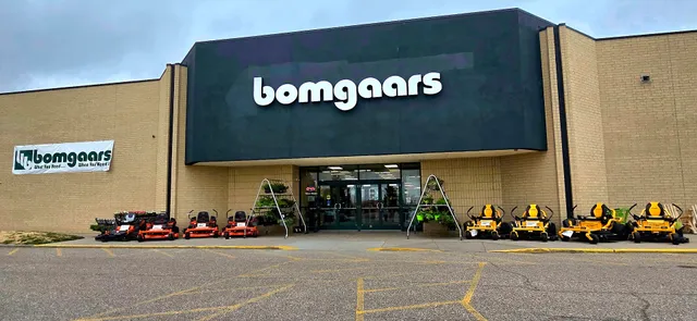 Bomgaars