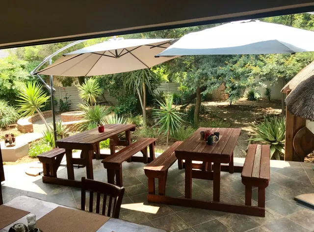 Aerotropolis Guest Lodge