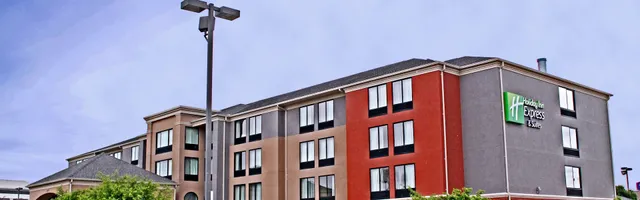 Holiday Inn Express & Suites Cape Girardeau I-55 by IHG