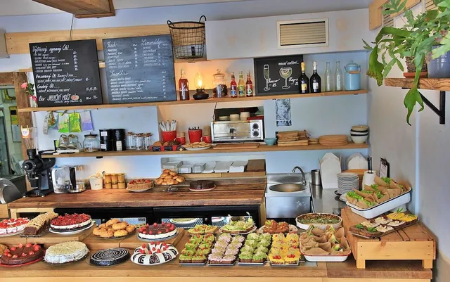 Šťastná koza - Barevný bufet