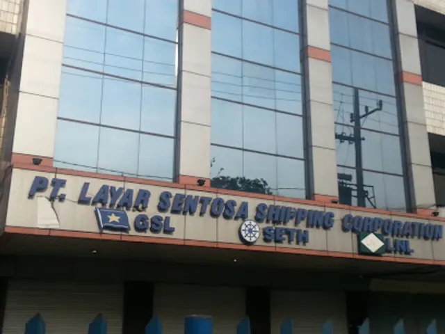 PT Layar Sentosa Shipping Corporation