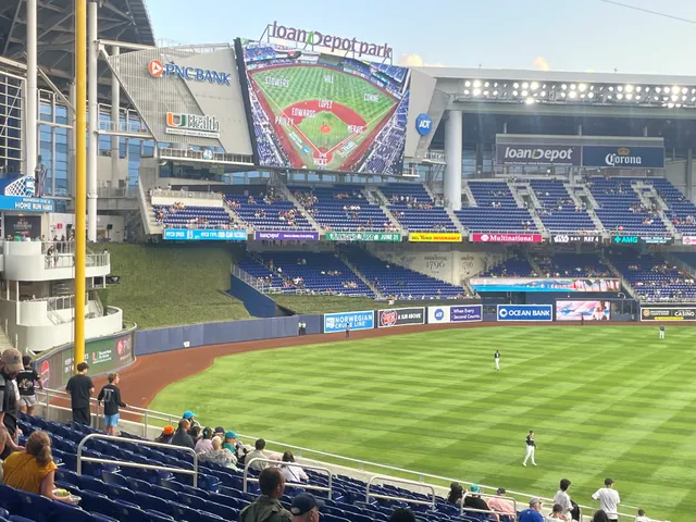 Recess Sports Lounge