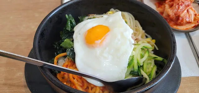 Woojung's Dolsot Bibimbap