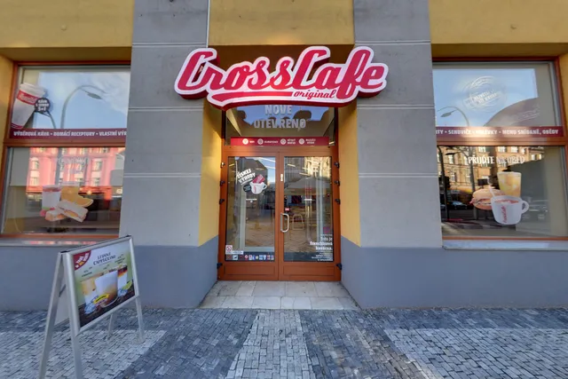 CrossCafe Grand