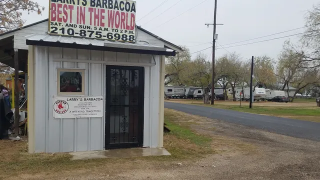 LARRY'S BARBACOA