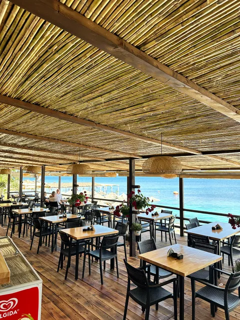 Beach Bar Restaurant Landi