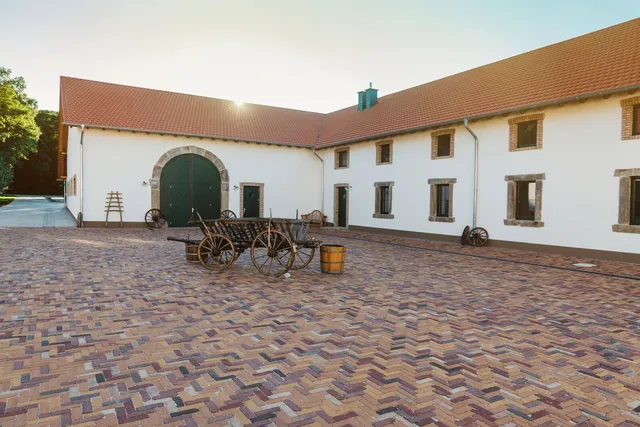 Hofgut Dösterhof | Hochzeiten, Restaurant, Hofladen & Hotel