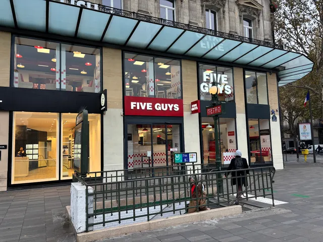 Five Guys Burgers and Fries Paris République
