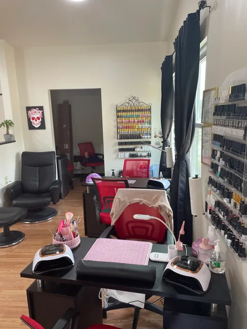 Danyale Brooke Studio