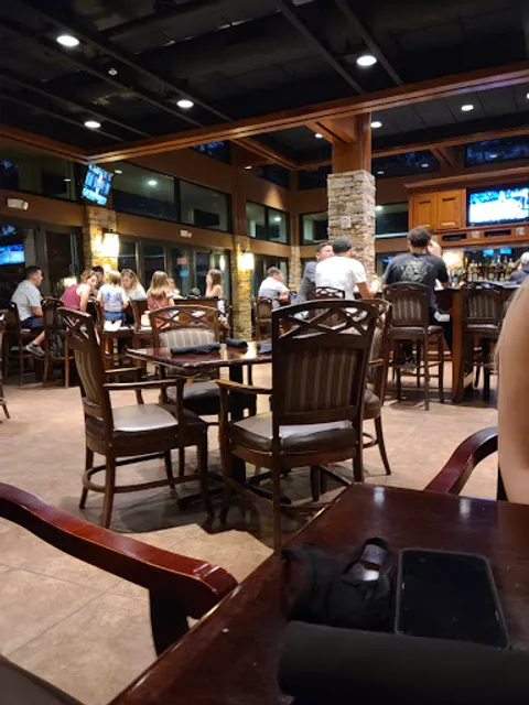 Market Salamander Grille