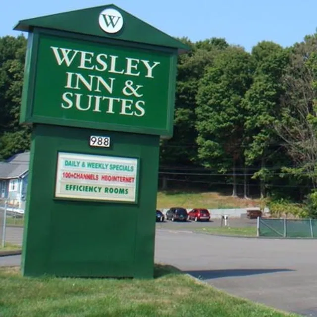 Wesley Inn & Suites