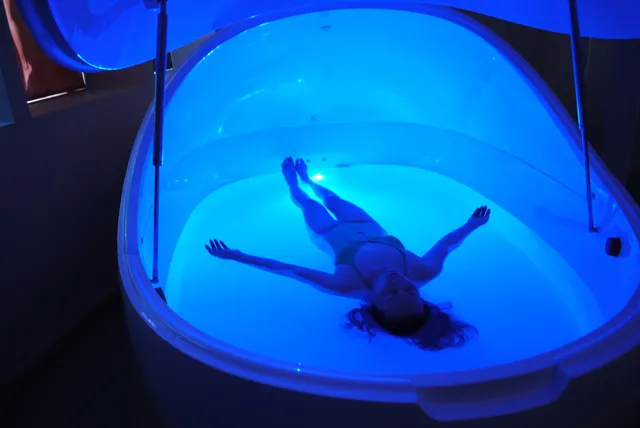 Massage Float Spa 19