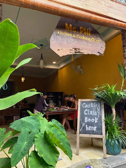 Ms Phi Kitchen restaurant & cooking class