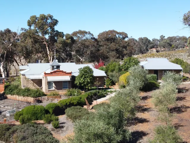 Hotham Ridge Estate