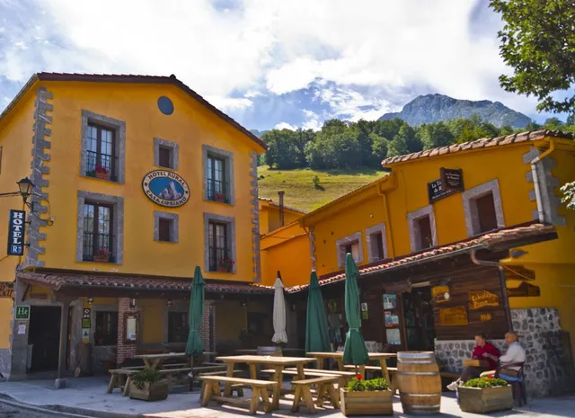 Hotel Restaurante Casa CIPRIANO