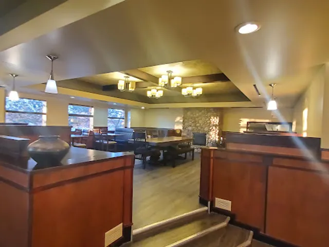 Audrey's Kitchen & Wyatt's Lounge