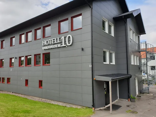 Hotel and Vandrarhem 10