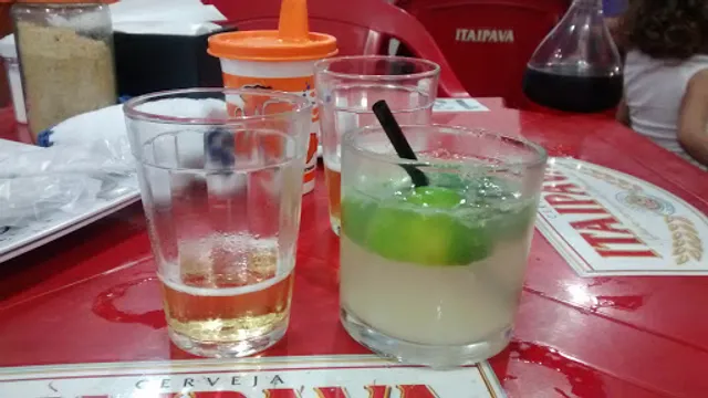 Entre Amigos Espetos E Petiscos