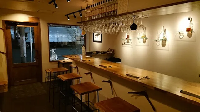 内山三丁目チーズバー/ナチュラルワインバー