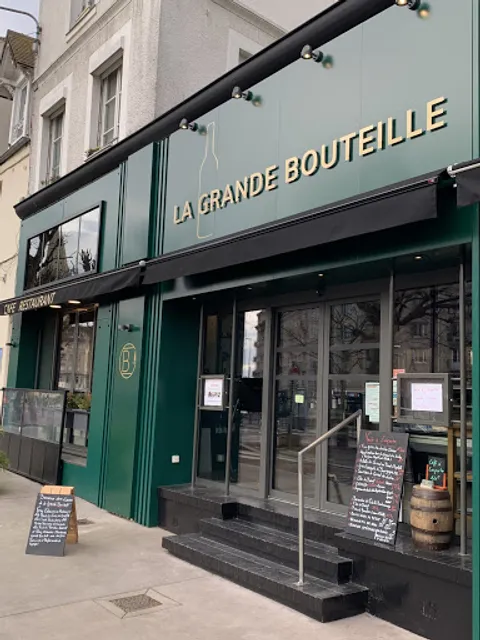 La Grande Bouteille