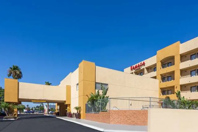 Ramada Plaza by Wyndham Garden Grove/Anaheim South