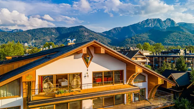 Mountain Diamond Resort