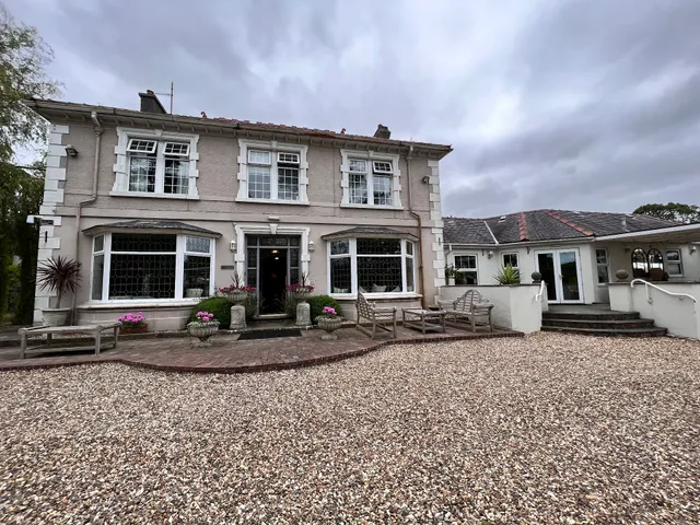 Meifod Country House