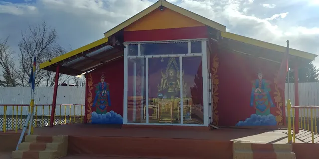 Ramanya Nikaya Vimuttirasa Buddhist temple