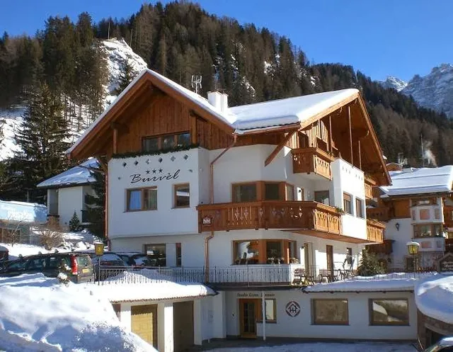 Apartments Burvel