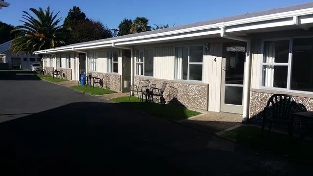 Fountain Court Motel