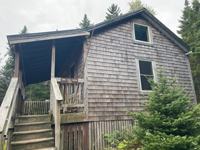 AMC Cardigan Mountain High Cabin