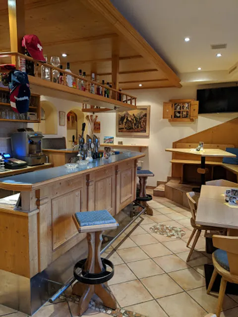 Restaurant & Cafe Altwirt