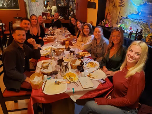 SARTAJ INDIAN & ASIAN RESTAURANT