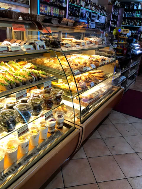 Café Bäckerei, Bistro Deniz