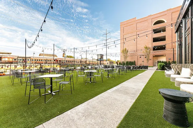 Hotel Vin, Grapevine, Autograph Collection