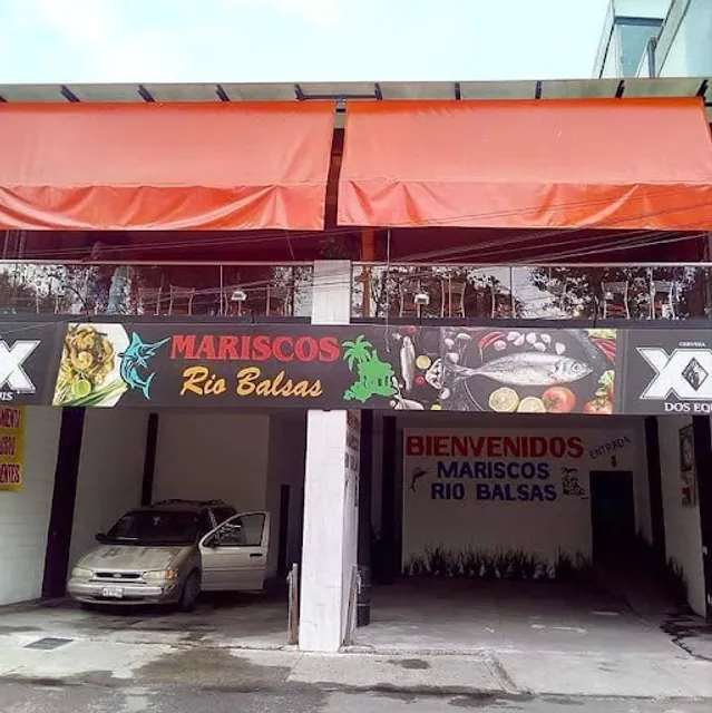 Restaurante Mariscos río balsas
