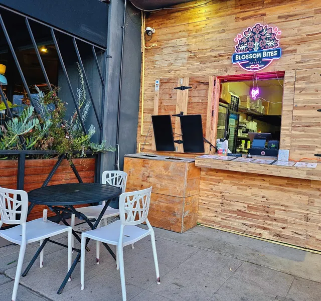 Blossom Bites & Eatery