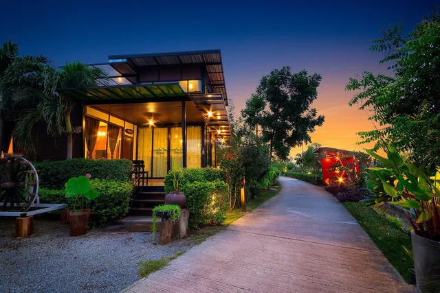 โรงแรมบอสวินโฮม รีสอร์ท Bosswin Home Resort