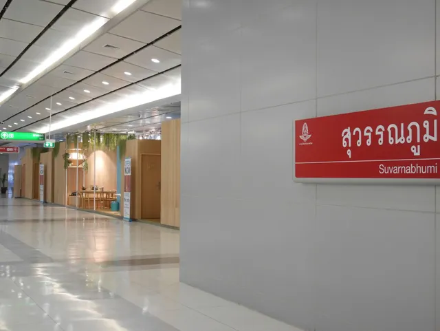 Boxtel@Suvarnabhumi Airport