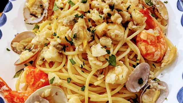 魚介伊料理Cazama