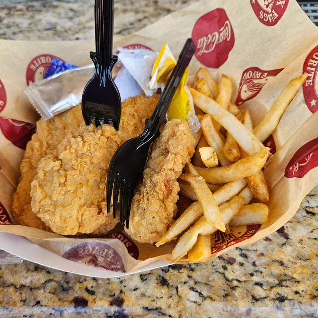 JB’s Smokehouse at Hurricane Harbor