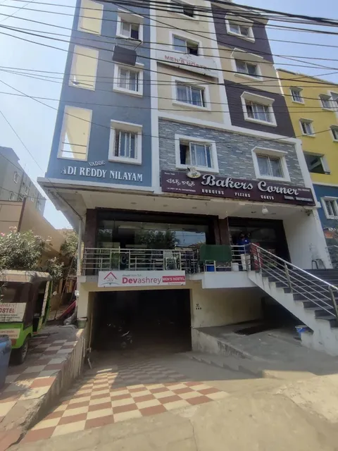 Devashrey Hostel - Hercules