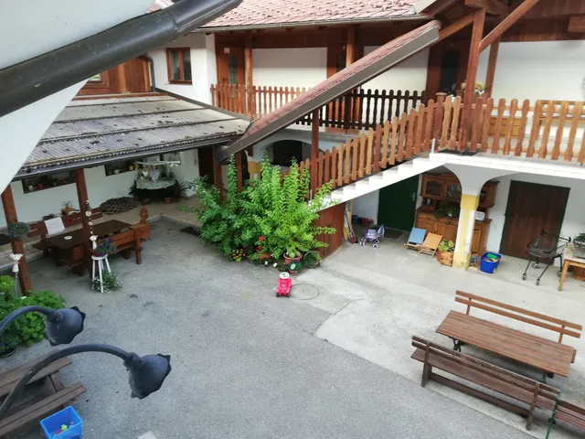 "Gaudihof Kaltenbrunner"