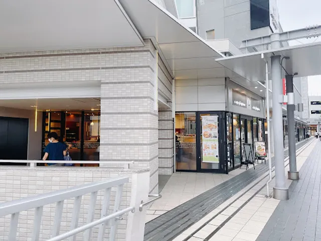 Café de Crié JR Takatsuki Station Front Shop