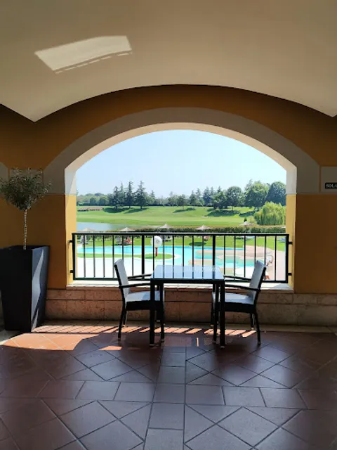 Le Robinie • Club House