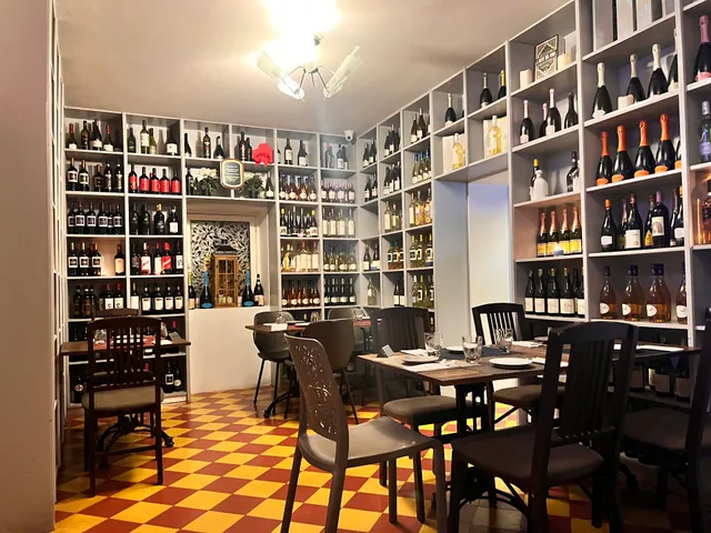 Italy In The World-Wine Restaurant
