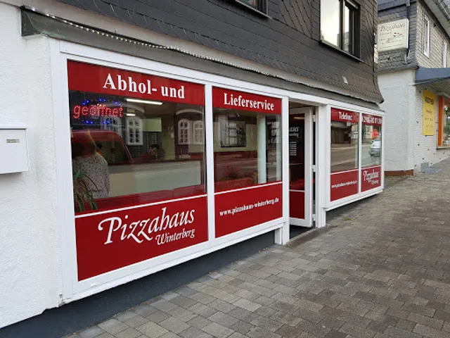 Kadi Zeggai Pizzahaus