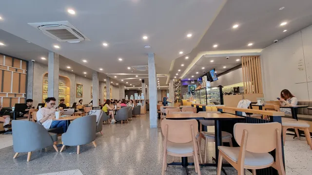 Phuc Long Coffee & Tea